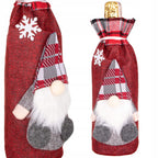 (DL) Decoratiune Craciun, husa model gnom pentru sticle, 29cm, rosu