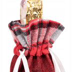 (DL) Decoratiune Craciun, husa model gnom pentru sticle, 29cm, rosu