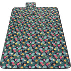 Patura pentru picnic sau plaja, cu folie izolatoare si maner, 150x200cm, negru floral