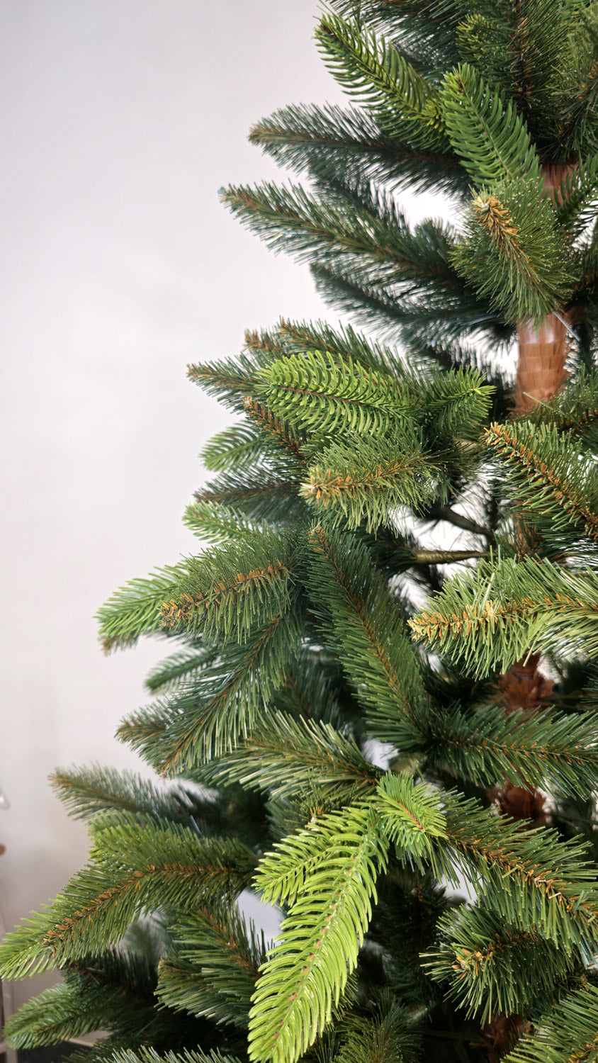 Brad artificial Christmas Deluxe by , Victoria Special, 2D+3D, 220cm