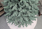 Brad artificial Christmas Deluxe by , Laponia Select argintiu, integral 3D, 230cm