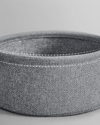 VASAGLE Masuta de cafea rotunda cu cos de stofa, statie de incarcare 2 prize si 2 USB, 45x50cm, negru