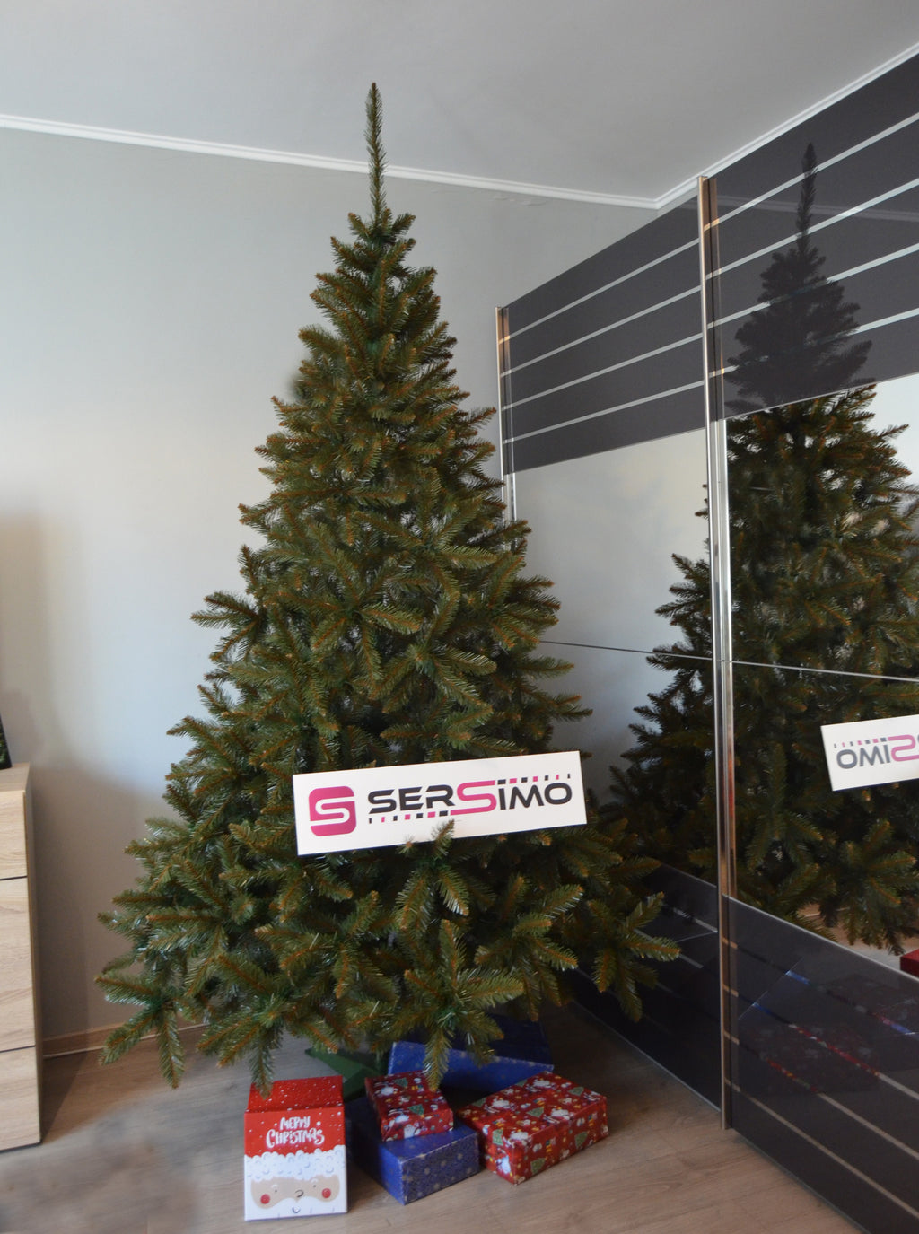 Brad artificial Christmas Deluxe by , Royal, 240cm