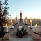 Lumanari decorative de Craciun, stand de lemn, 7 becuri tip LED, culoare alba