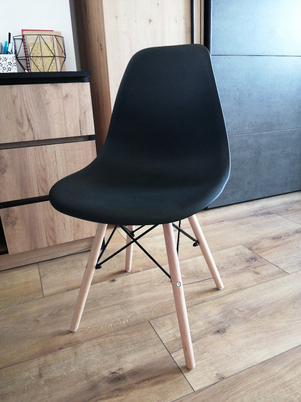 Scaun dining Scandinav pentru bucatarie, 38x42x82cm, negru