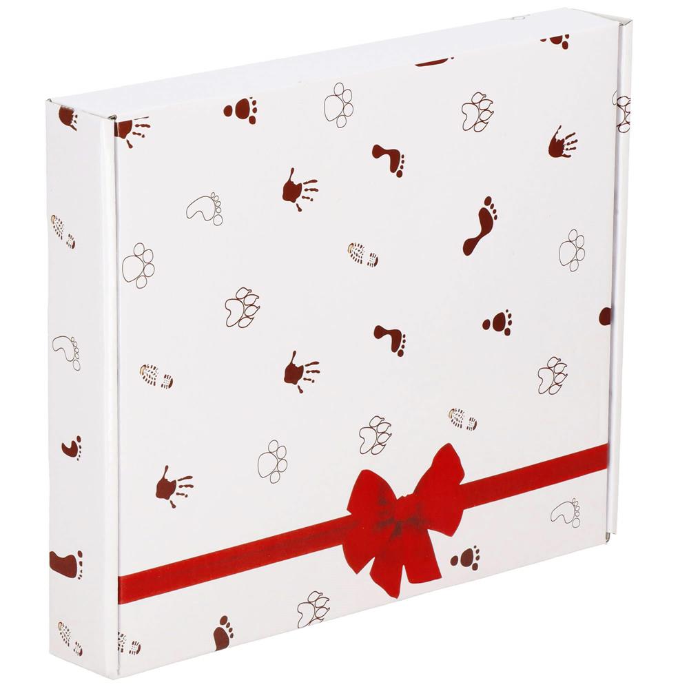 Kit amprenta mulaj manuta sau piciorus bebe si rama foto, 23x28cm, cu cutie de cadou, cadrul alb