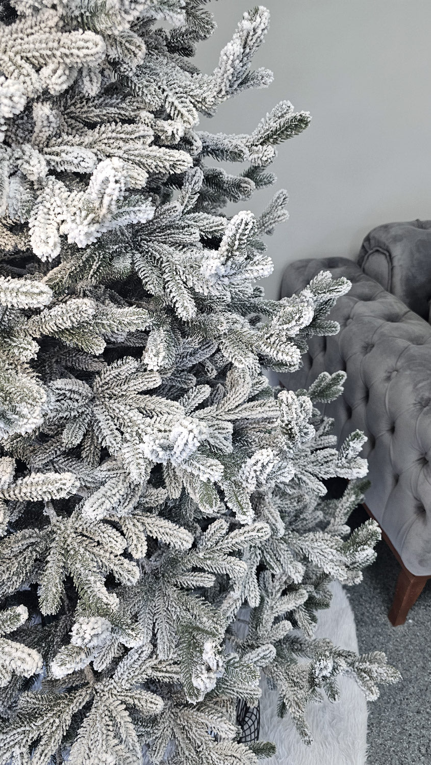 Brad artificial Christmas Deluxe by , Viena nins, 3D, 250cm