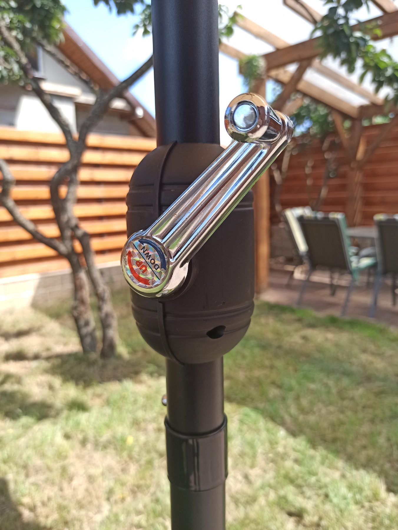 Umbrela terasa gradina, cu manivela si inclinare, diametru 300cm, Taupe