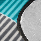 Patura pentru picnic sau plaja, cu folie izolatoare si maner, 200x240cm, albastru gri