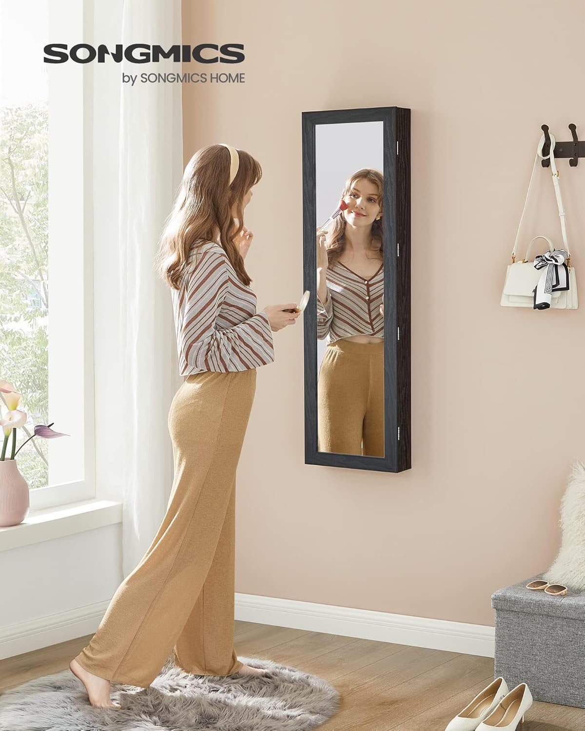 SONGMICS Dulap de bijuterii cu oglinda, din MDF, montare pe perete, 37x10x120 cm, negru