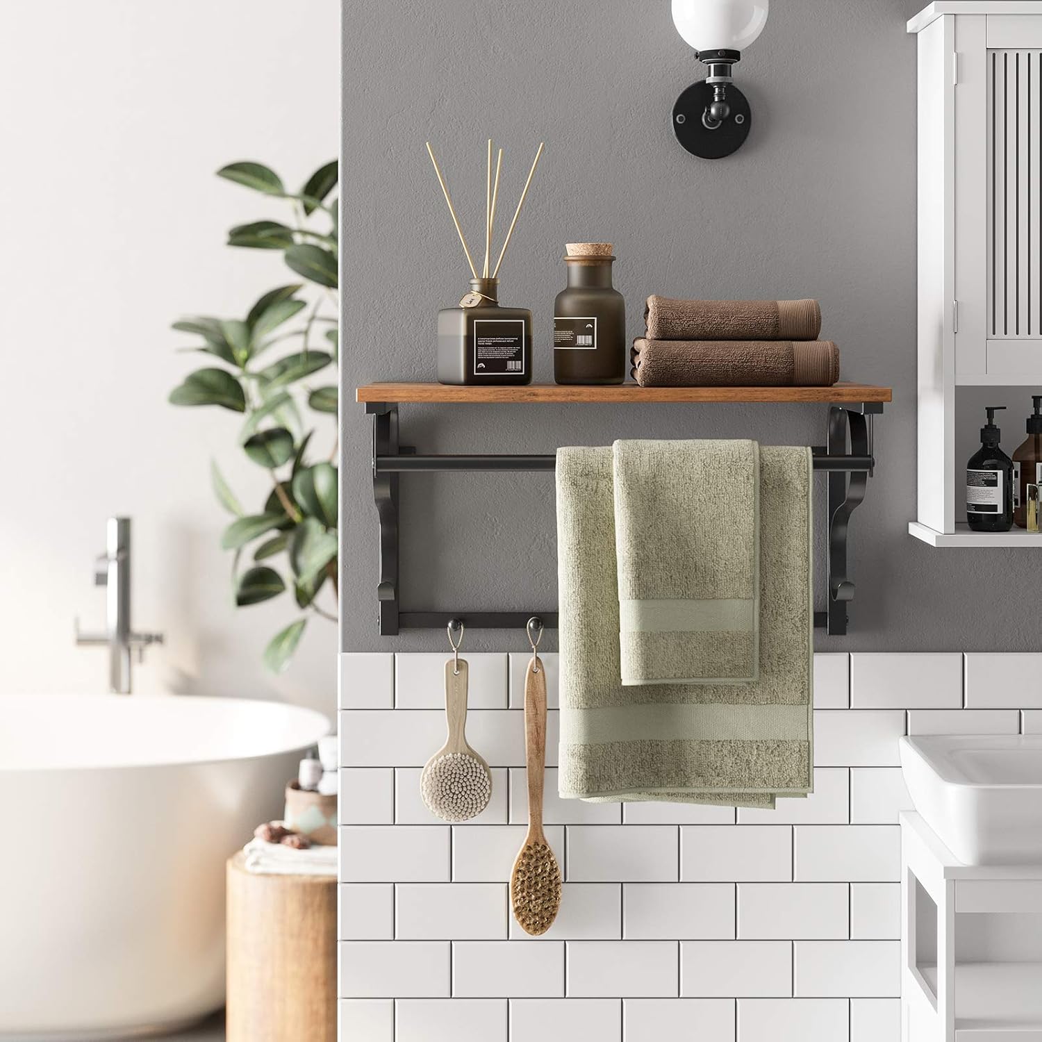 VASAGLE Cuier de perete cu raft de depozitare si sina, 5 carlige, 30x60x32 cm, maro rustic