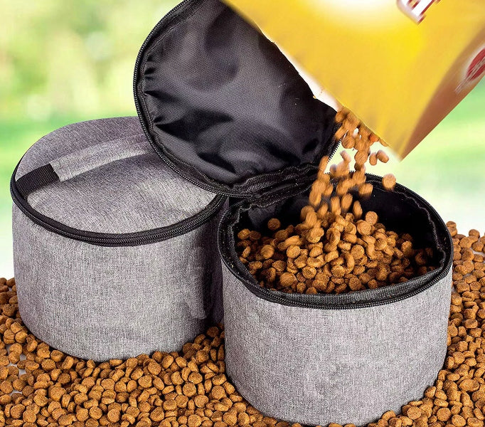 Geanta de drumetie pentru animale de companie, cu spatii de depozitare si accesorii