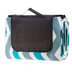 Patura pentru picnic sau plaja, cu folie izolatoare si maner, 160x200cm, alb albastru