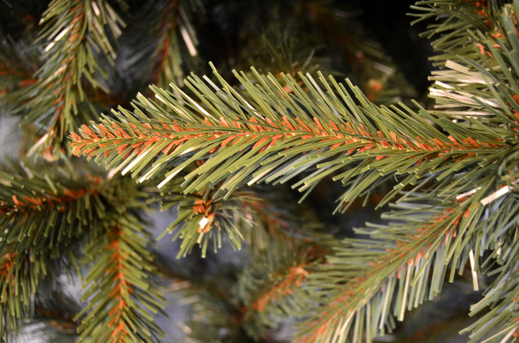 Brad artificial Christmas Deluxe by , Royal, 220cm