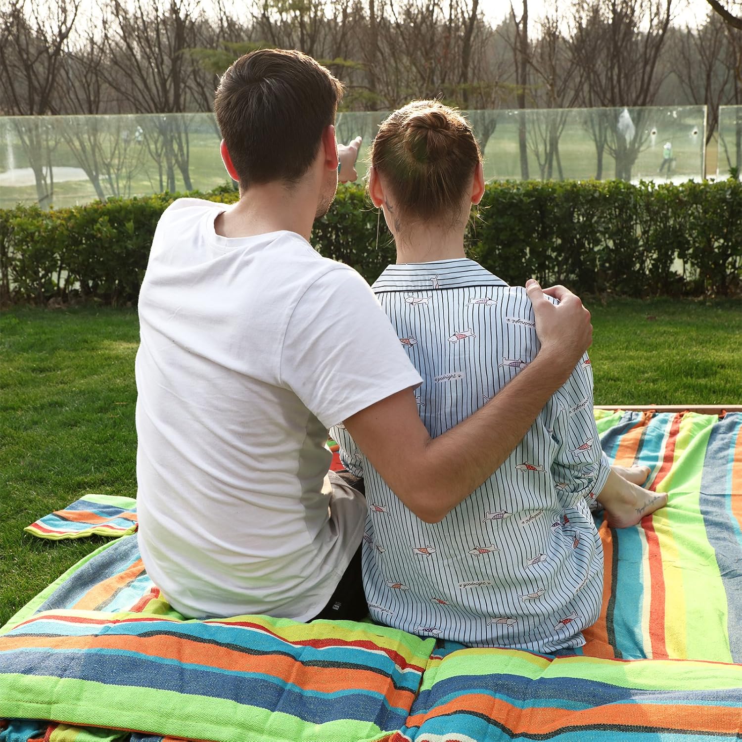 SONGMICS Hamac dublu cu bara lemn, perne incluse, maxim 300 kg, 210x150 cm, multicolor