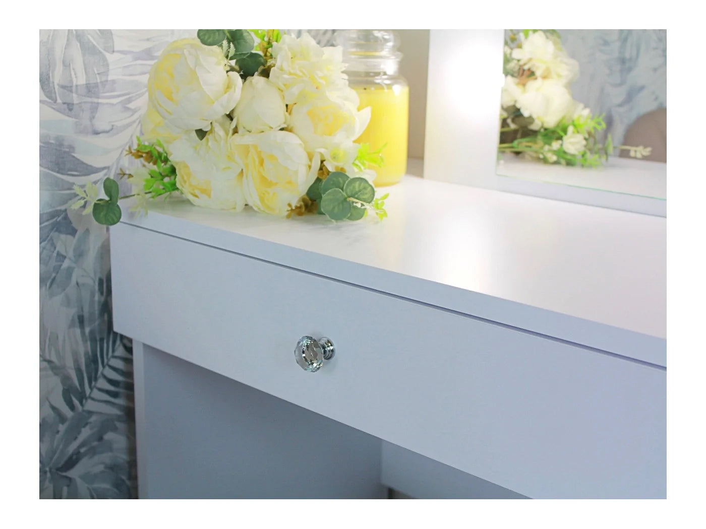 Masa de toaleta si machiaj Cristal 12 LED cu oglinda si 5 sertare, 110x47x77 cm, alb