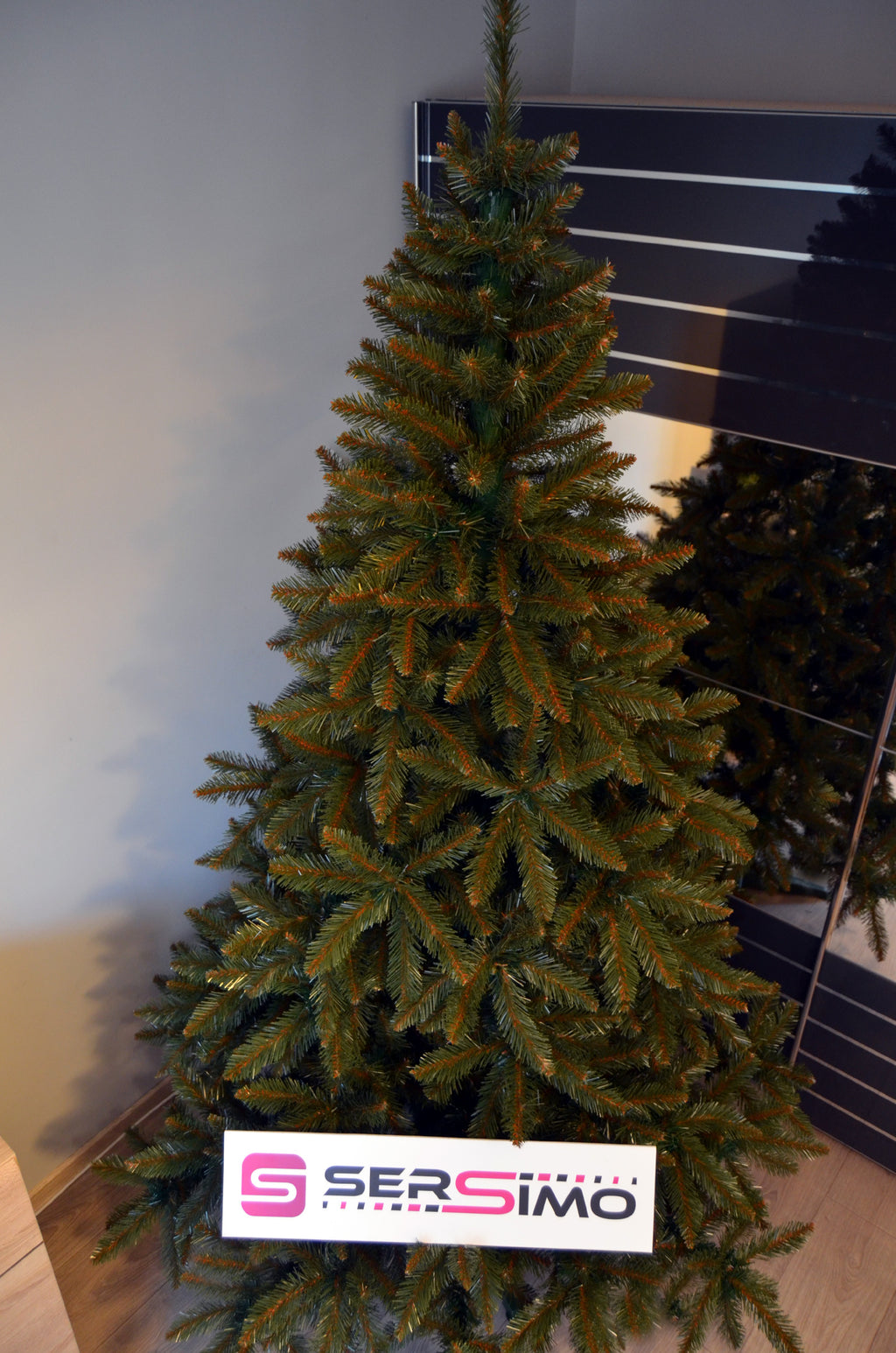 Brad artificial Christmas Deluxe by , Royal, 240cm