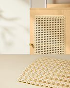 VASAGLE Biblioteca cu 6 etaje, cadru metalic, usa cu efect ratan Boho, 30x40x175 cm, alb si bej