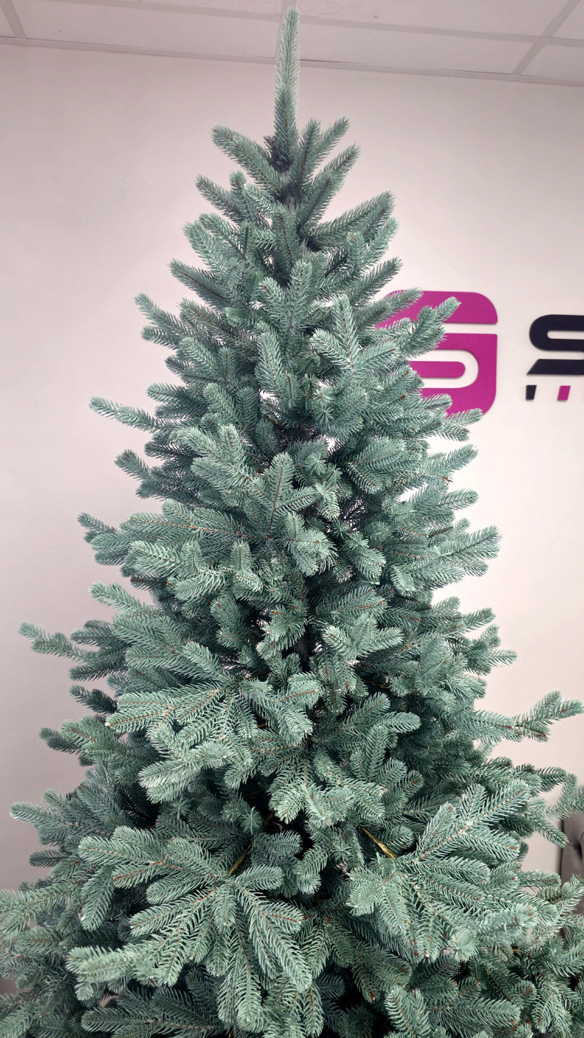 Brad artificial Christmas Deluxe by , Viena Select argintiu, integral 3D, 230cm