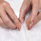 Covoras de pus sub bradul de Craciun, diametru 72 cm, imitatie blana alba