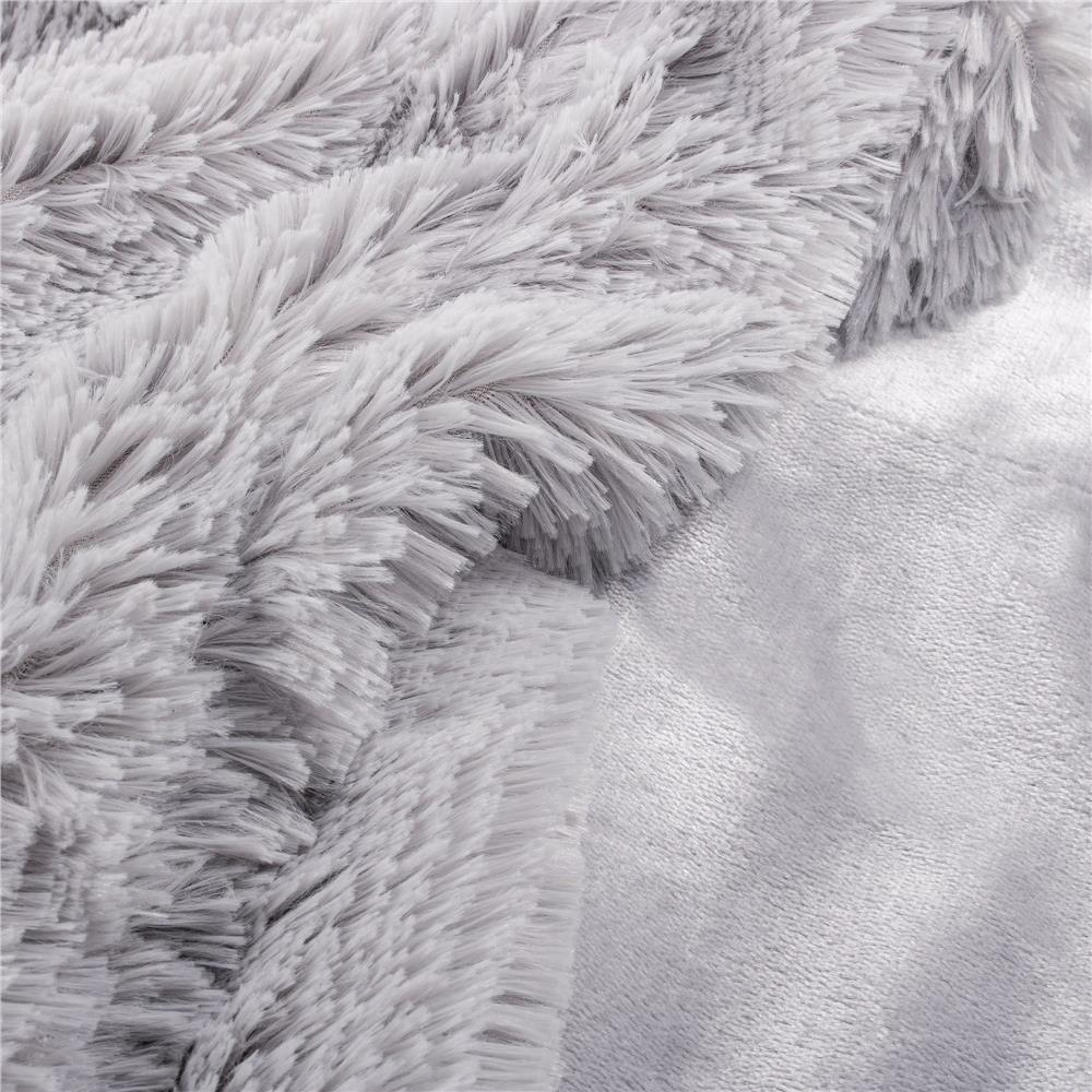 Patura pufoasa si calduroasa pentru 2 persoane, 200x240cm, gri deschis