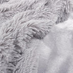 Patura pufoasa si calduroasa pentru 2 persoane, 200x220cm, gri deschis