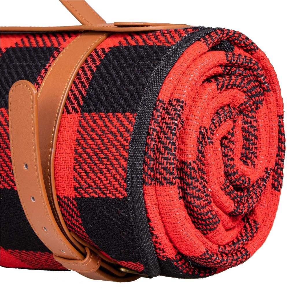 Patura pentru picnic sau plaja, cu folie izolatoare si maner, 150x200cm, rosu negru