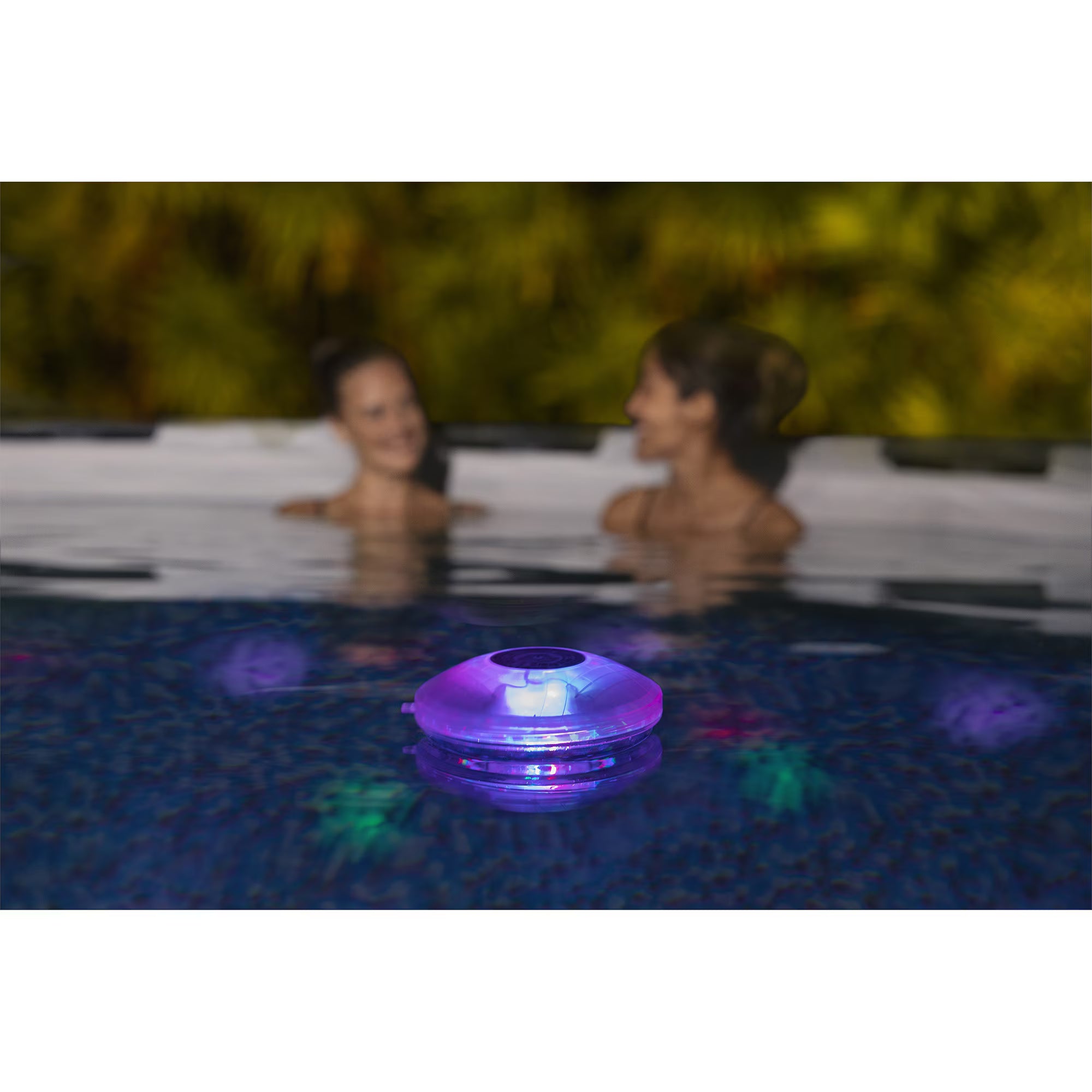 Lampa plutitoare cu LED pentru piscina Bestway FloatBright, 4 culori, 7 moduri, functionare cu 3 baterii AA