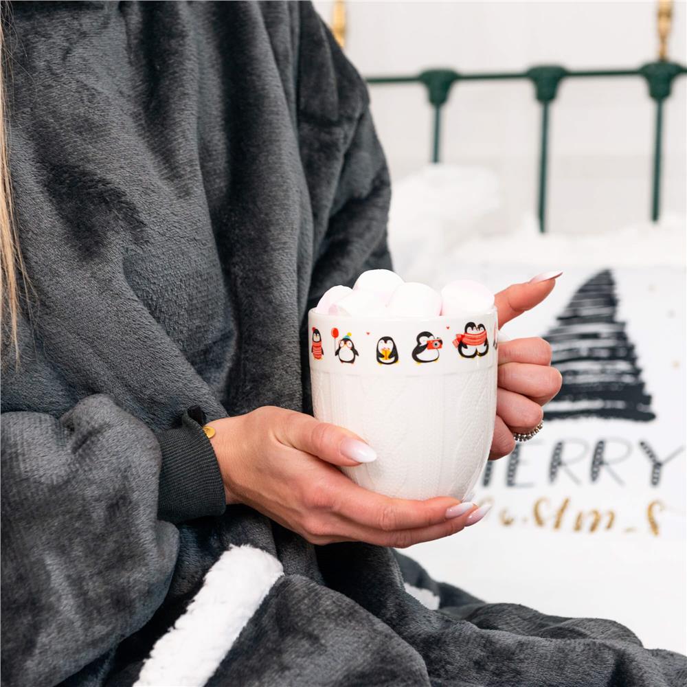 Patura tip hanorac, cu maneci, gluga si buzunare, material plus, marime universala, grafit