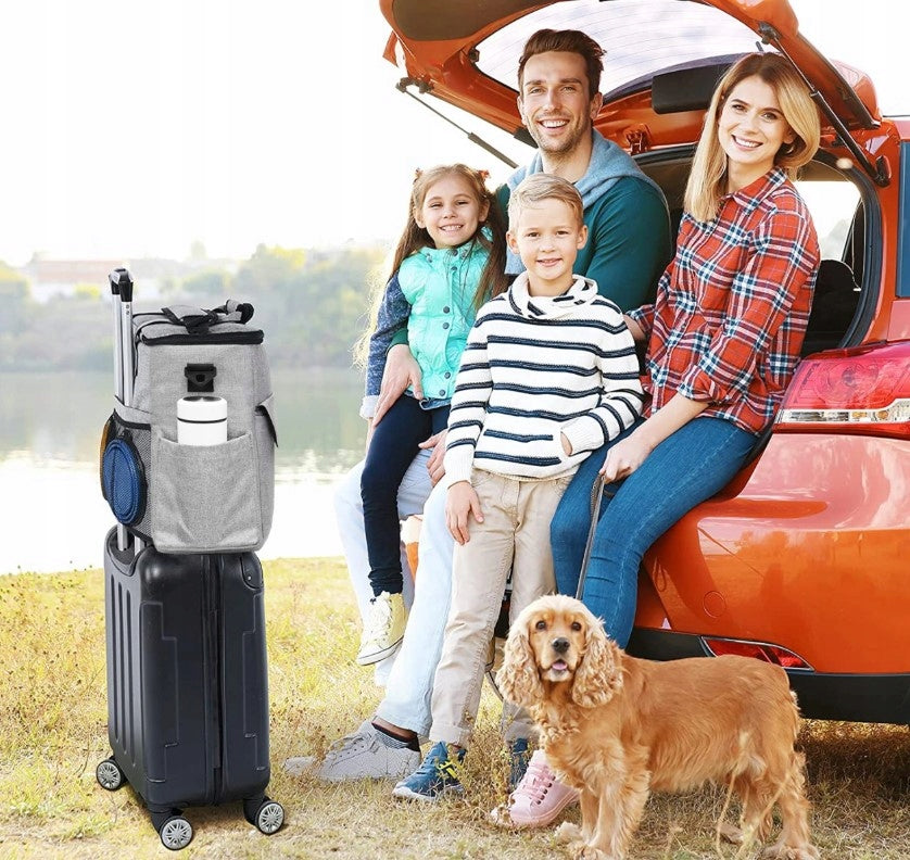Geanta de drumetie pentru animale de companie, cu spatii de depozitare si accesorii