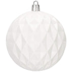 Set globuri de Craciun, 30 bucati, 8cm, 6 modele, alb