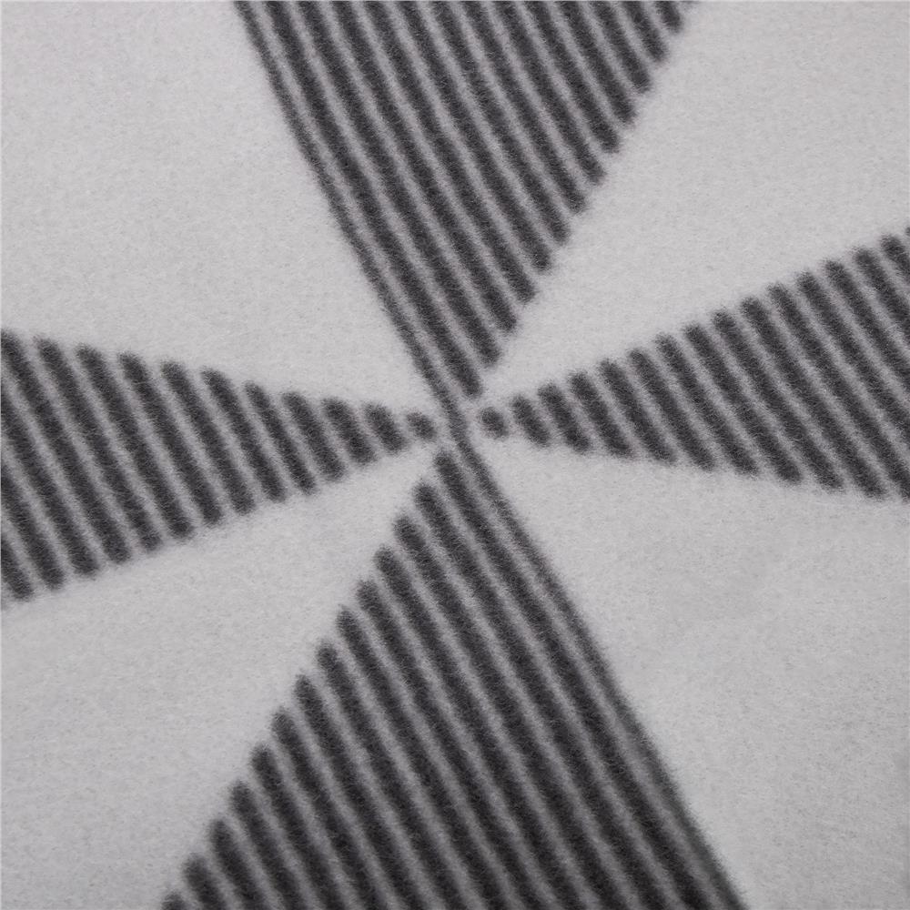 Patura pentru picnic sau plaja, cu folie izolatoare si maner, 180x220cm, gri