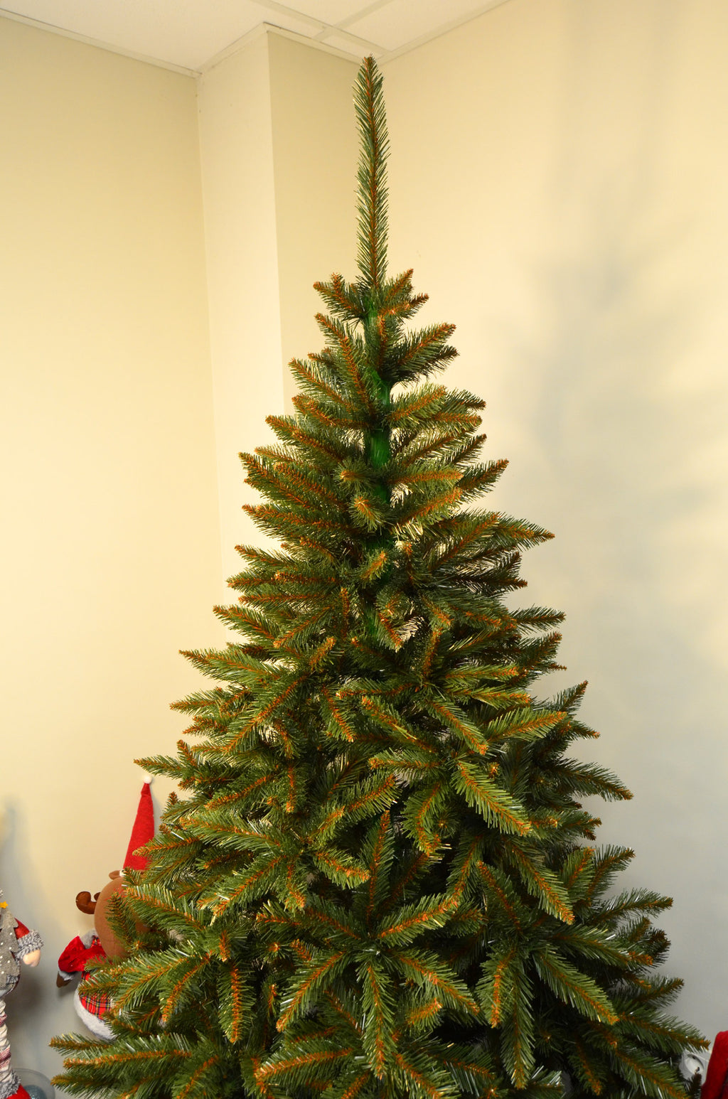 Brad artificial Christmas Deluxe by , Royal, 240cm