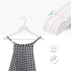 SONGMICS Umerase copii 35x20 cm, set 20 buc, lemn masiv cu bara pentru pantaloni si carlig rotativ, alb