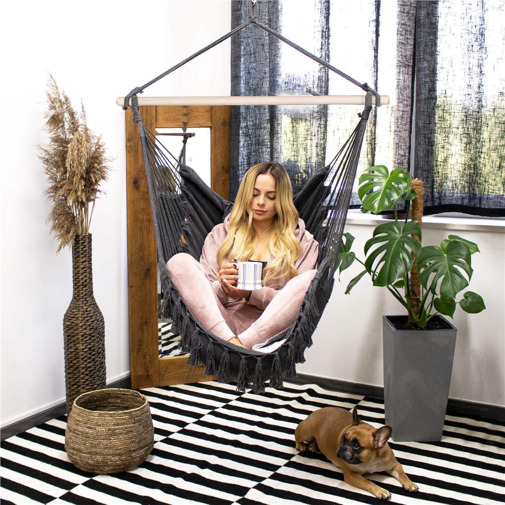 Hamac tip leagan suspendat pentru casa sau gradina, cu perne, 130x100cm, 150kg, gri inchis