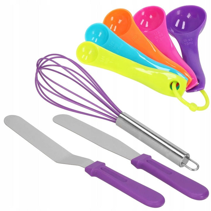 Set patiserie cu platou rotativ, 137 piese cu sabloane pentru ornarea prajiturilor