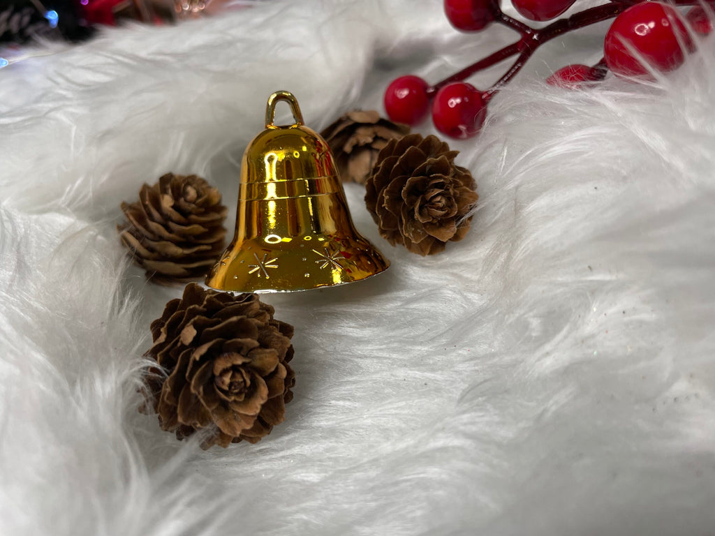 Set globuri si decoratiuni de Craciun, 101 piese, diverse dimensiuni, roz auriu