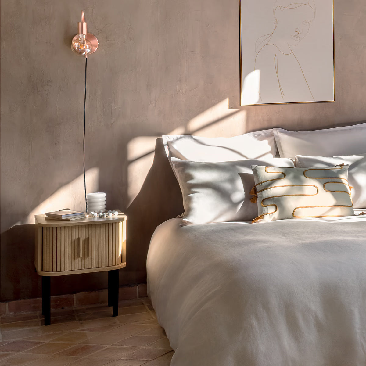 Noptiera Atmosphera Colva cu 2 usi, MDF si picioare metalice, 40x40x53 cm, bej