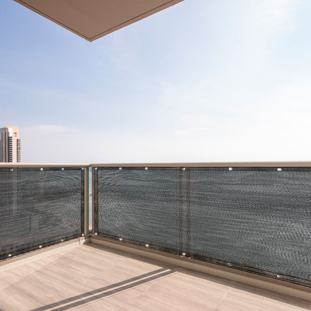 Protectie balcon din plasa PVC, cu inele metalice pentru prindere, 105×500 cm, negru