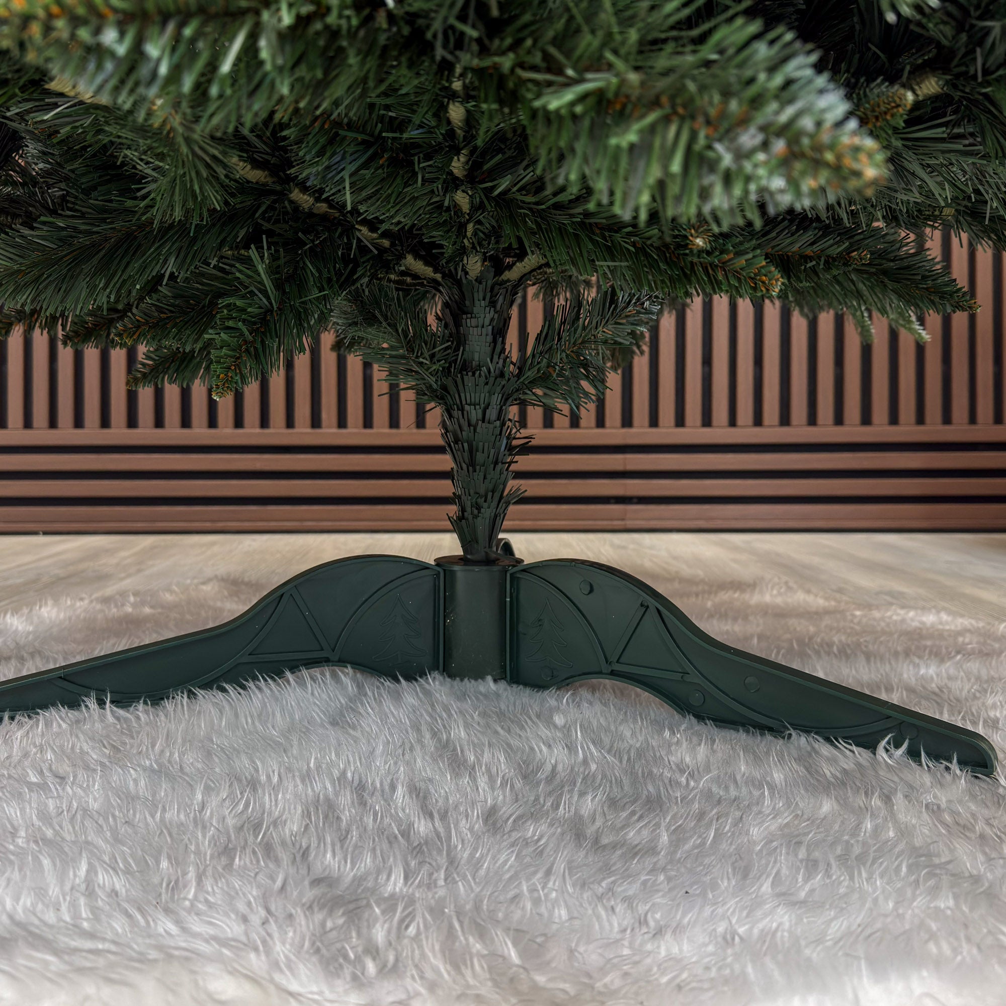 Brad artificial , Miahelene Elite, verde nins cu merisoare, mix 2D+3D, 180 cm