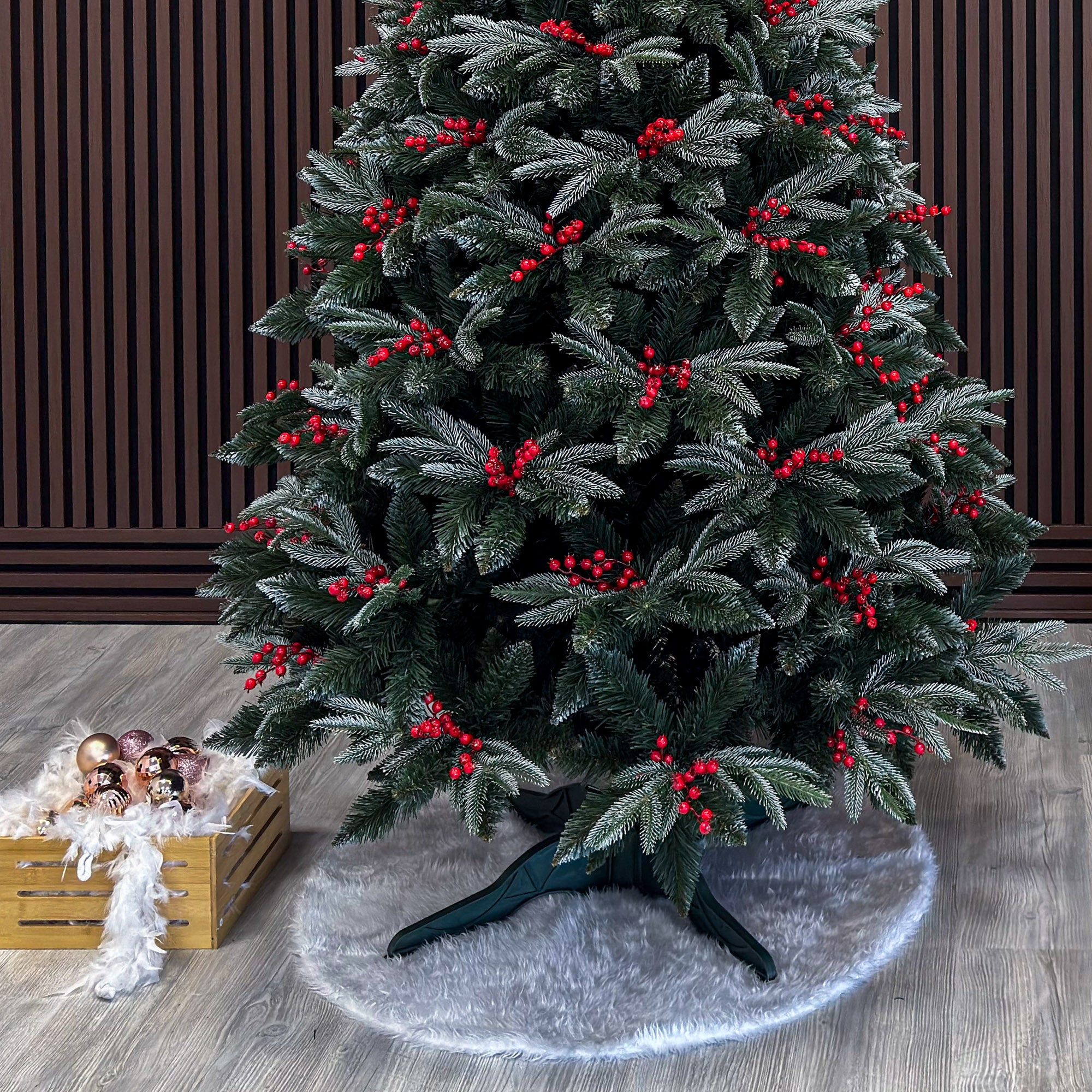 Brad artificial , Miahelene Elite, verde nins cu merisoare, mix 2D+3D, 220 cm