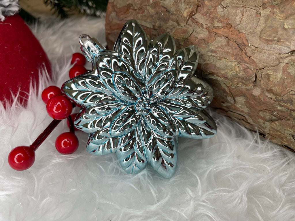 Set globuri si decoratiuni de Craciun, 72 piese, diverse dimensiuni, albastru