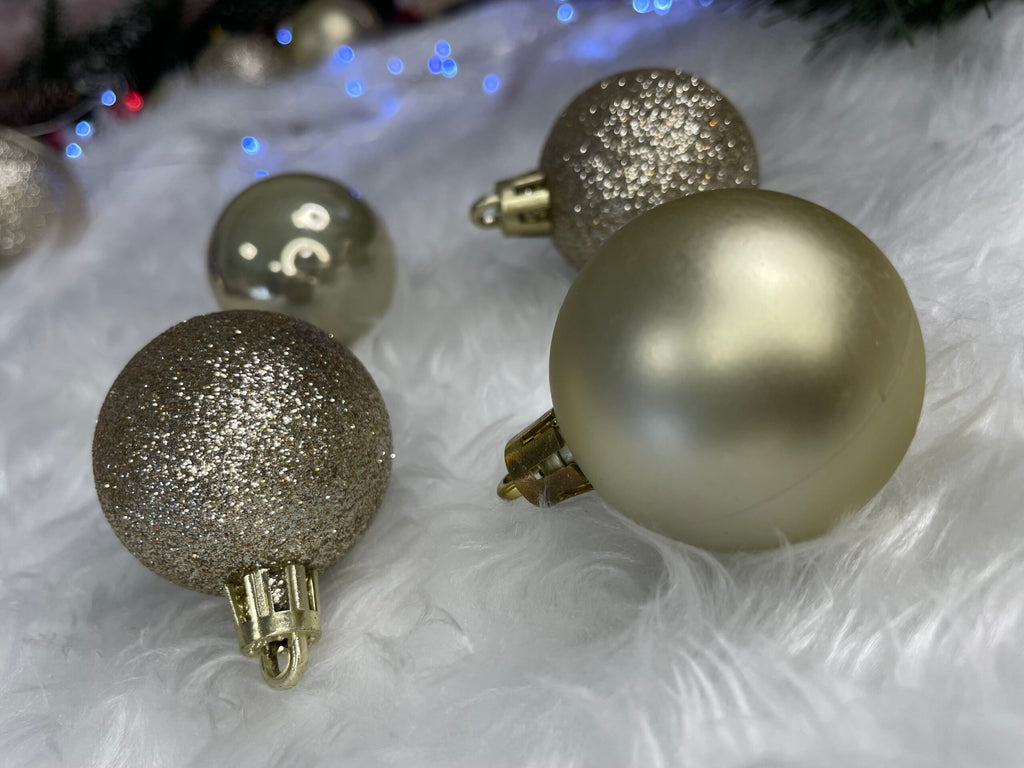 Set globuri de Craciun, 30 bucati, 3 modele, 4/5/6cm, auriu