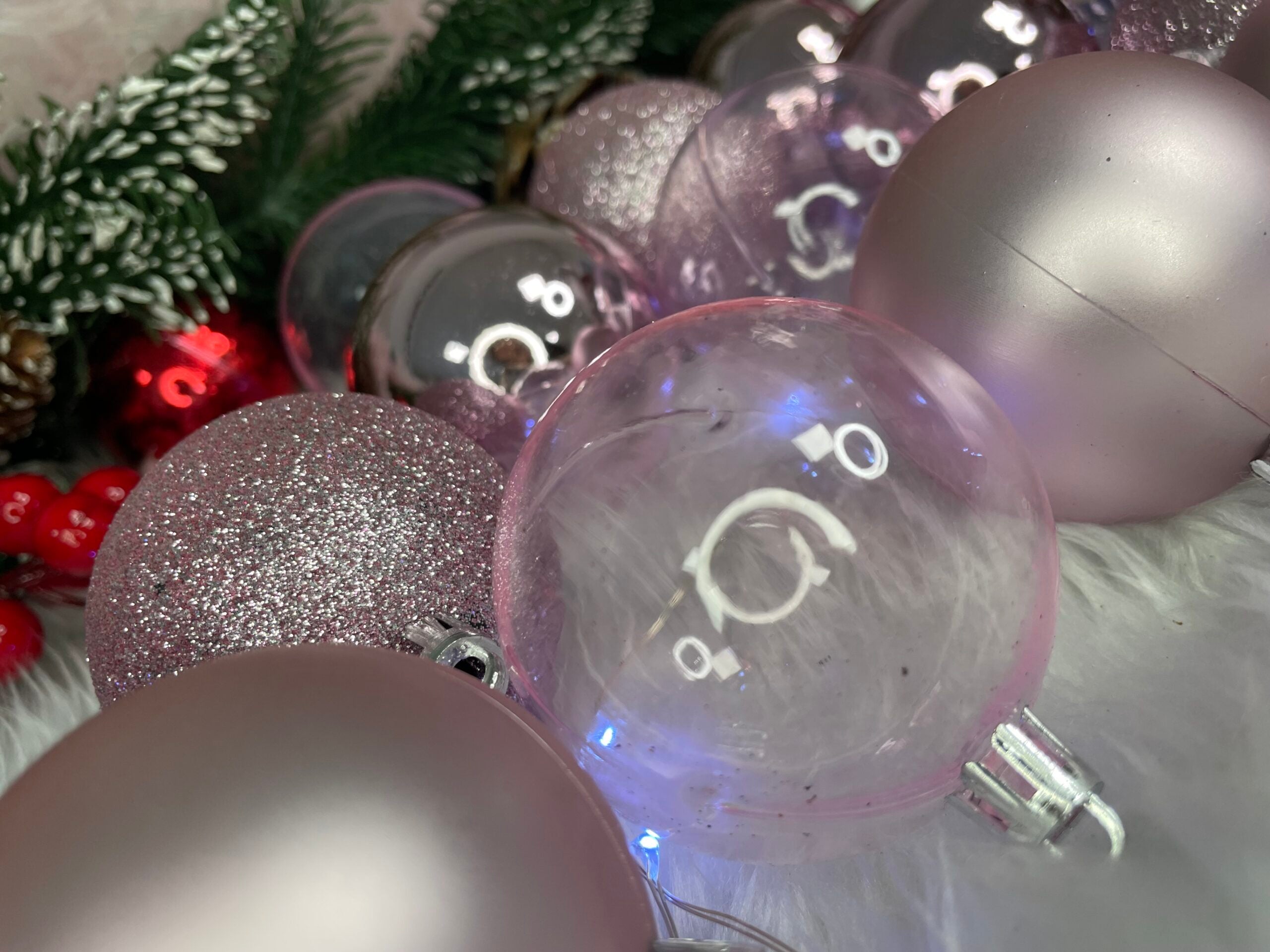 Set globuri de Craciun, 100 bucati, 6cm, roz