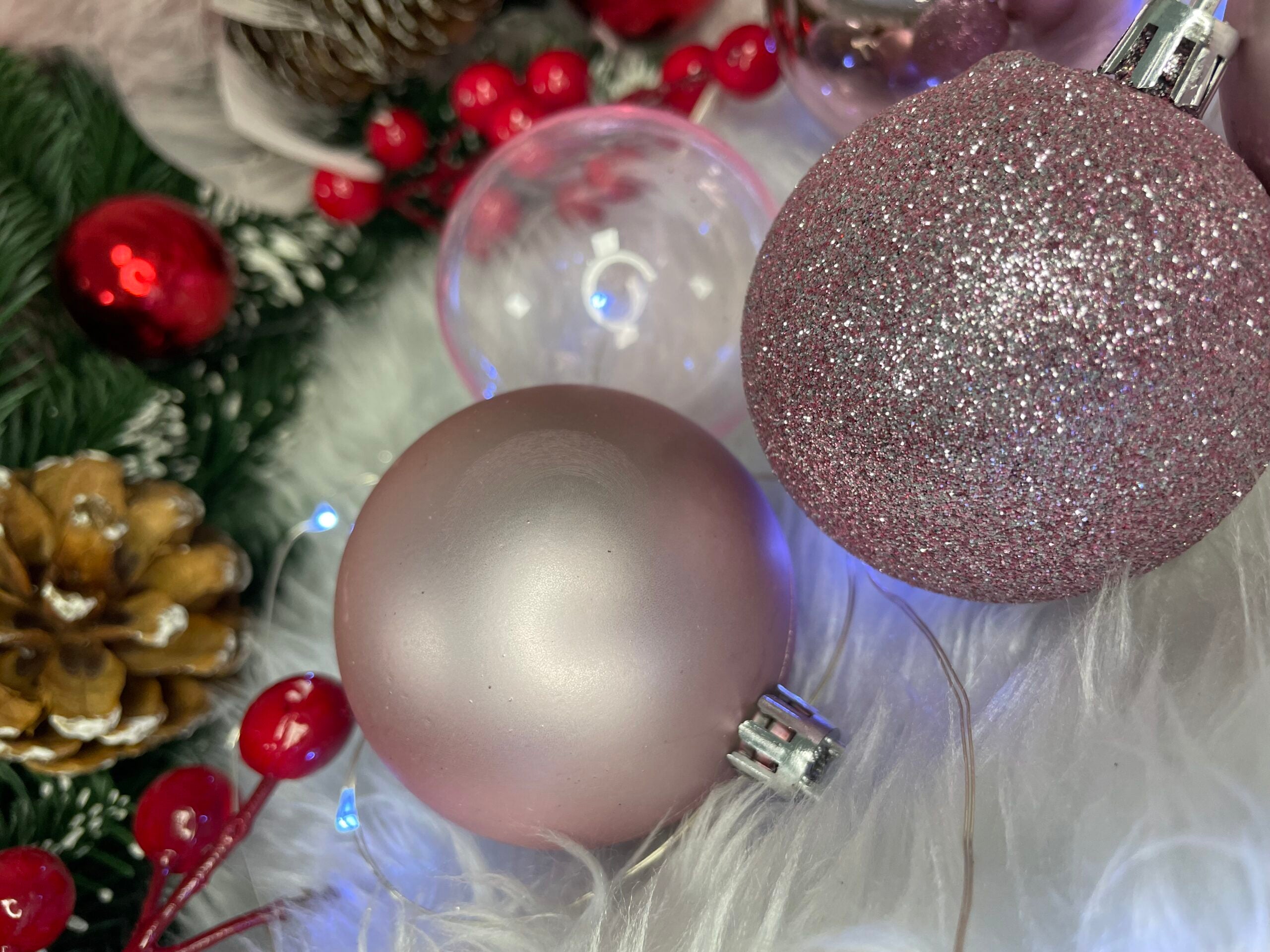 Set globuri de Craciun, 100 bucati, 6cm, roz