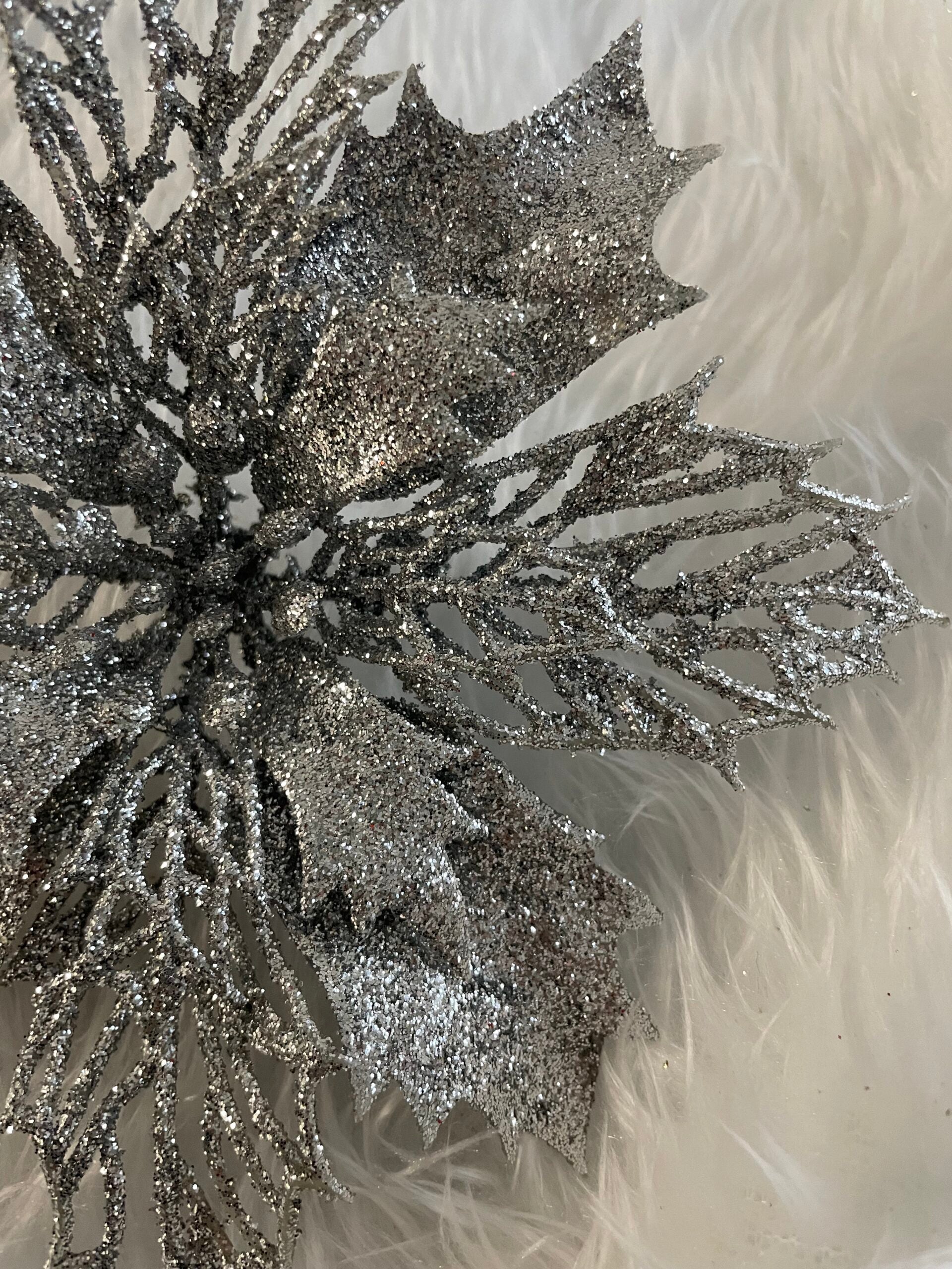 Set 10 ornamente pentru bradul de Craciun, stea Poinsettia, 16cm, argintiu