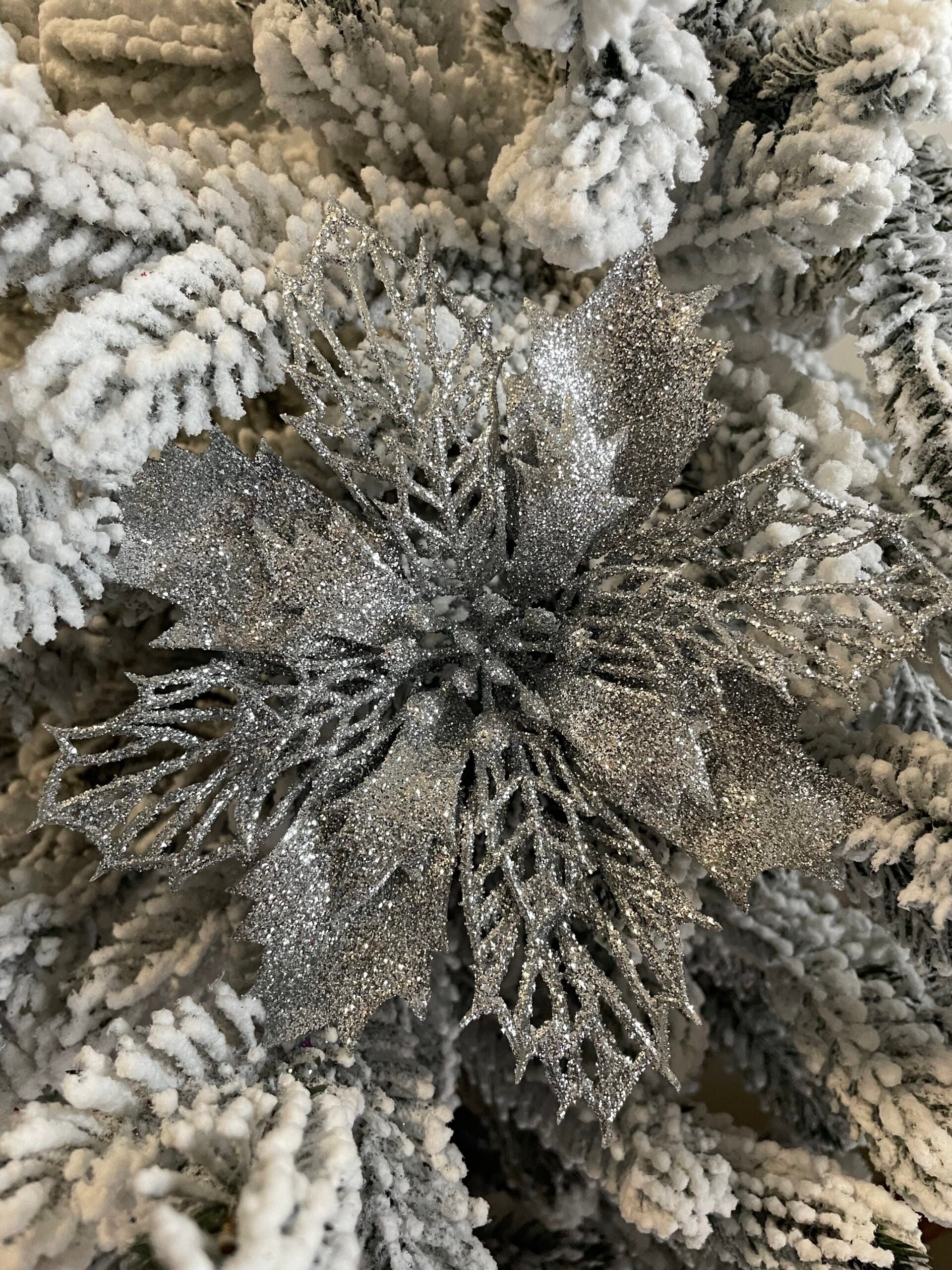 Set 10 ornamente pentru bradul de Craciun, stea Poinsettia, 16cm, argintiu