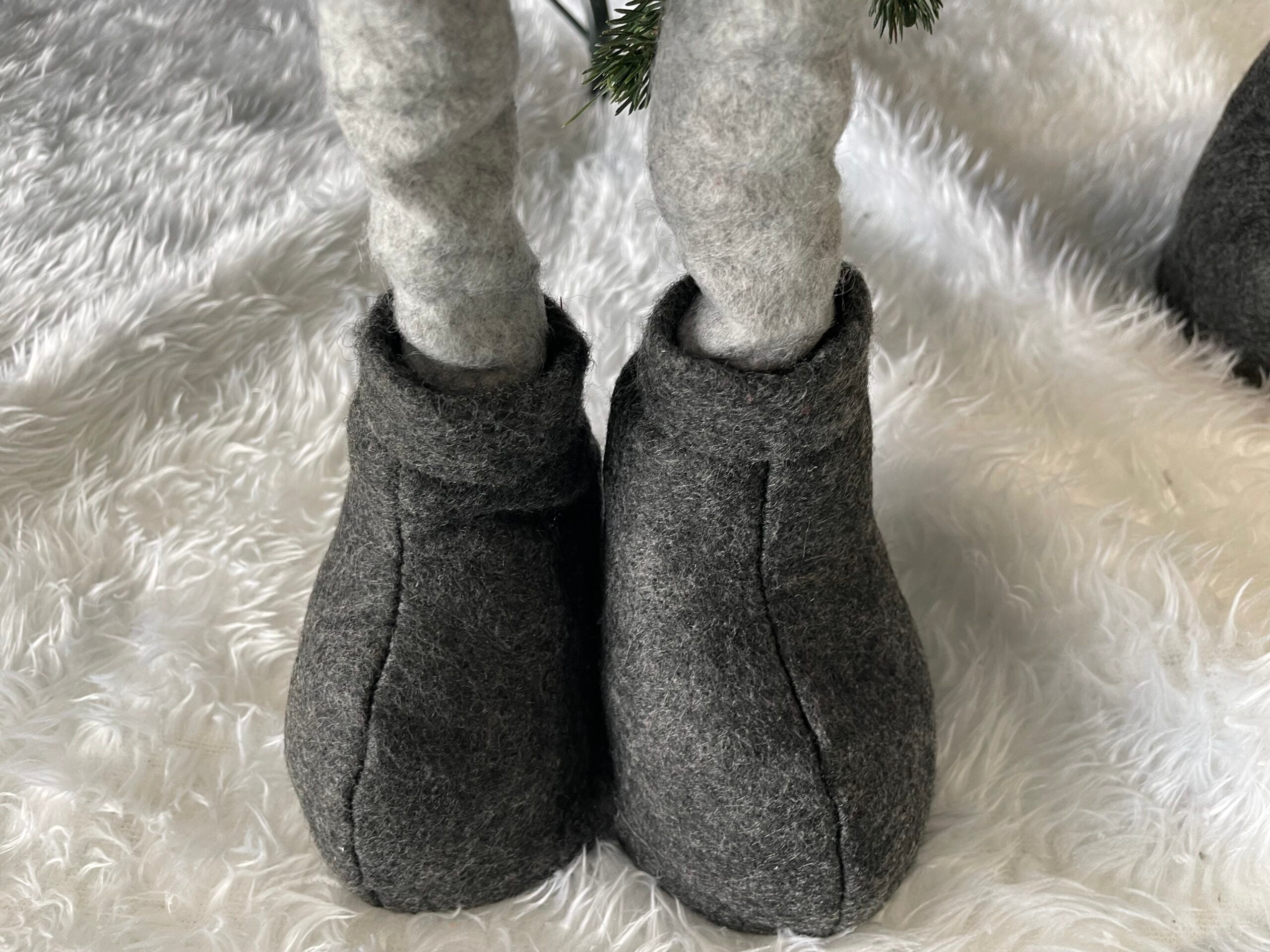 Figurina Craciun, Spiridus, picioare telescopice, inaltime extensibila 63-93cm