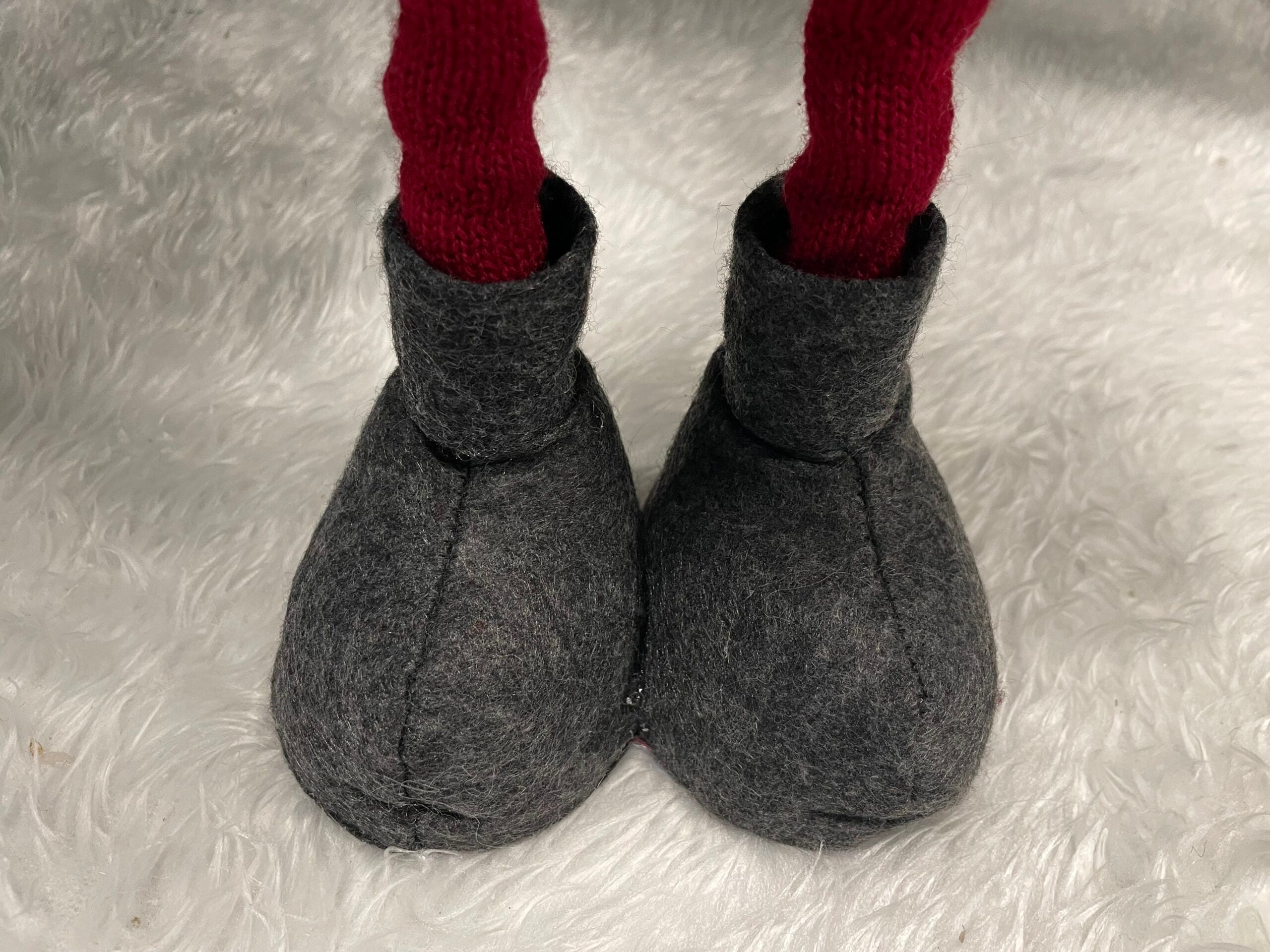 Figurina Craciun, Spiridus, picioare telescopice, inaltime extensibila 52-67cm