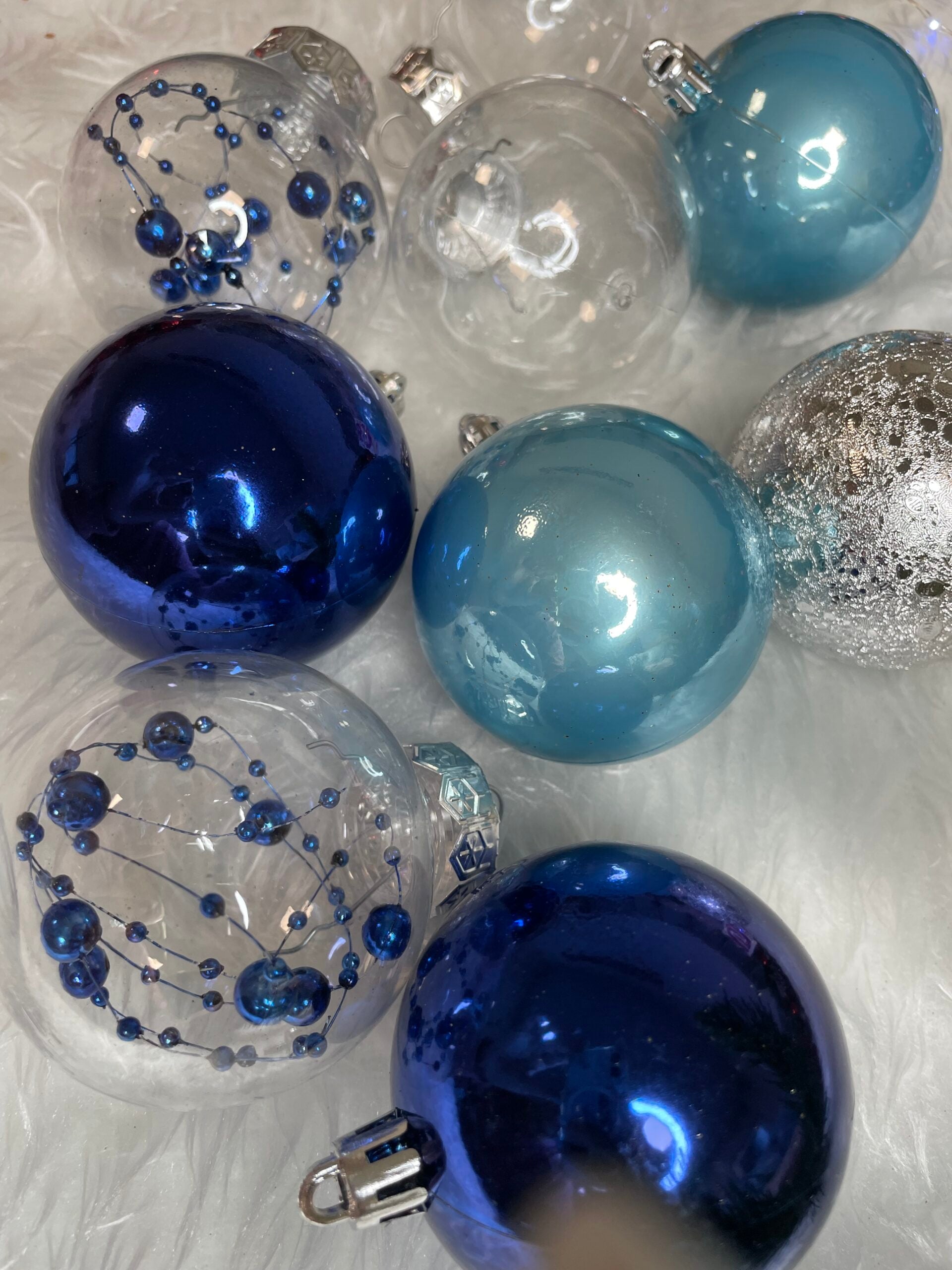Set globuri de Craciun Inedit, 30 bucati, 6cm, transparente si albastru